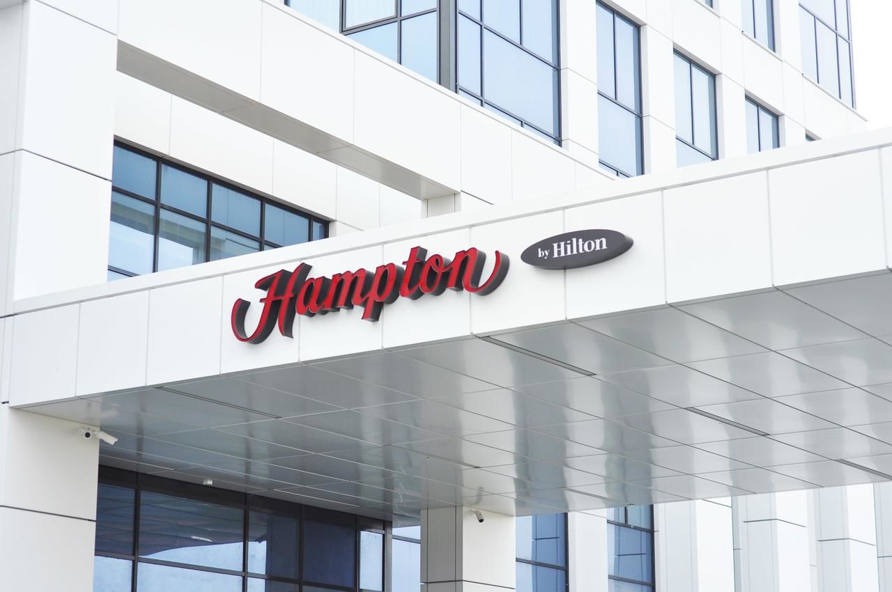 Отель Hampton by Hilton Brest Брест-37